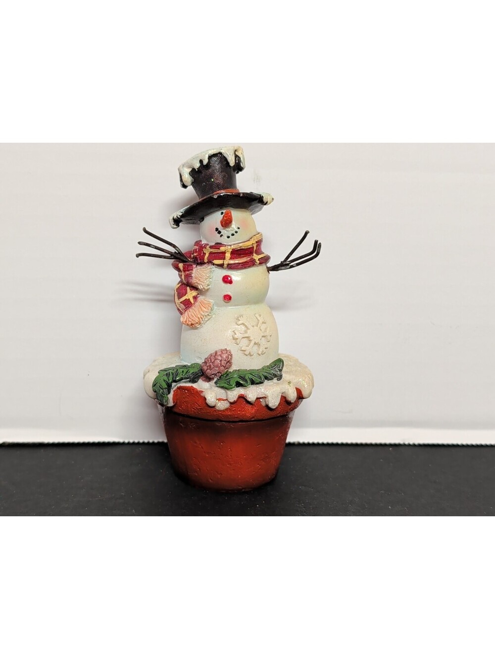 Vintage Ceramic Snowman Figurine in Terracotta Flower Pot 5" Decor Excellent